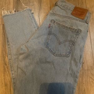 Levi’s ripped straight leg jeans